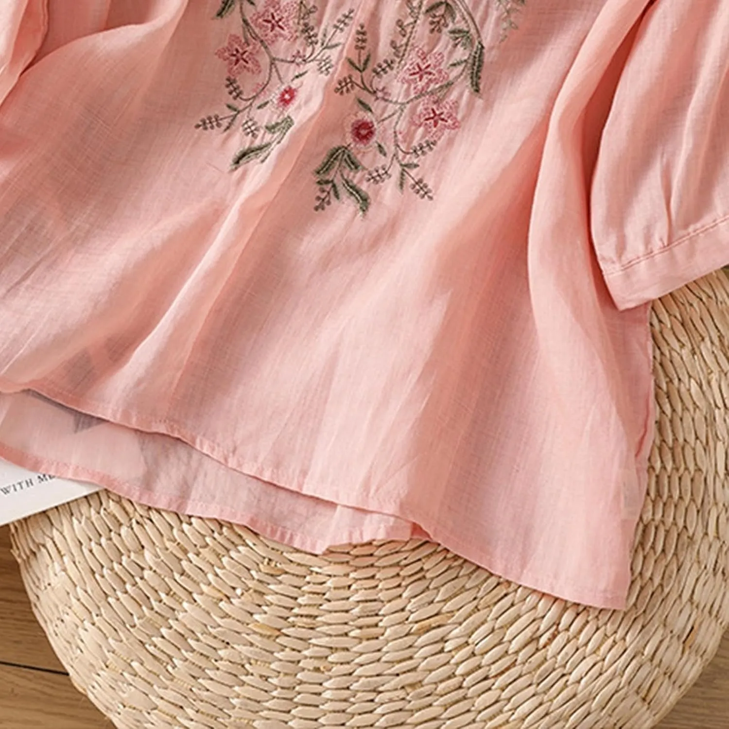 Floral Embroidered Tops Cotton Linen Shirts for Women 2025 Boho Ethnic Style 3/4 Sleeve V Neck Button Tunic Tshirt