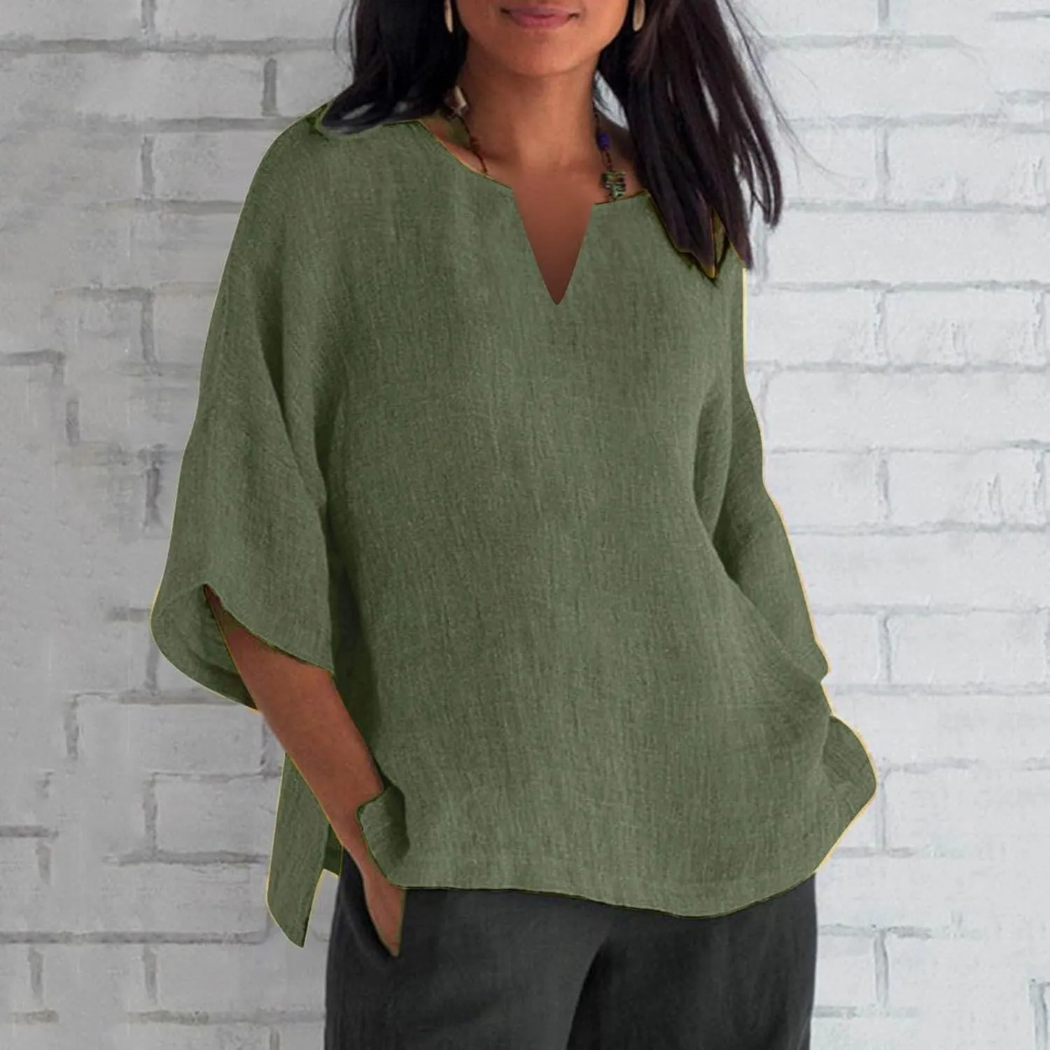 Womens 3/4 Sleeve Tops Summer V Neck Linen Shirts Quarter Sleeve T Shirts Plus Size Tunics Casual Beach Tee Blouse